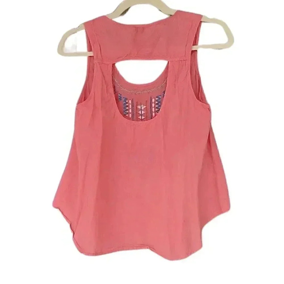 Tobi Pink Embroidered Cut out Flowy Tank Top - Picture 4 of 6